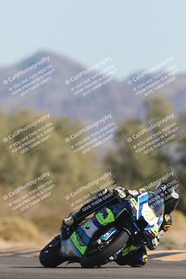 media/Oct-30-2025-Racers Edge (Thu) [[dabbdaf680]]/2-A Group/Session 5 (Turn 7)/